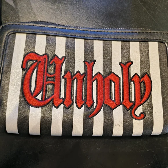 BlackCraft Striped Unholy Handbag - Picture 4 of 6